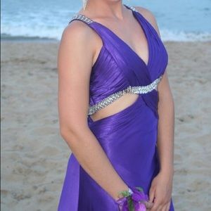 Gorgeous purple Prom dress!